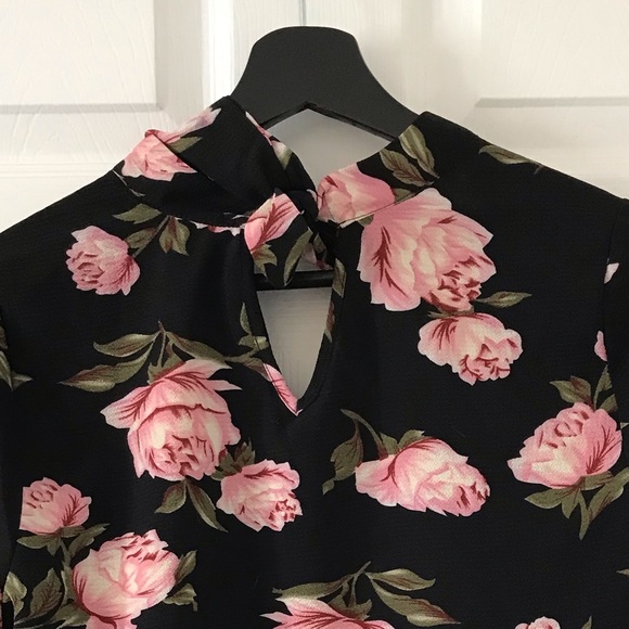 Harvé Bernard Floral Long Sleeve - Picture 3 of 7